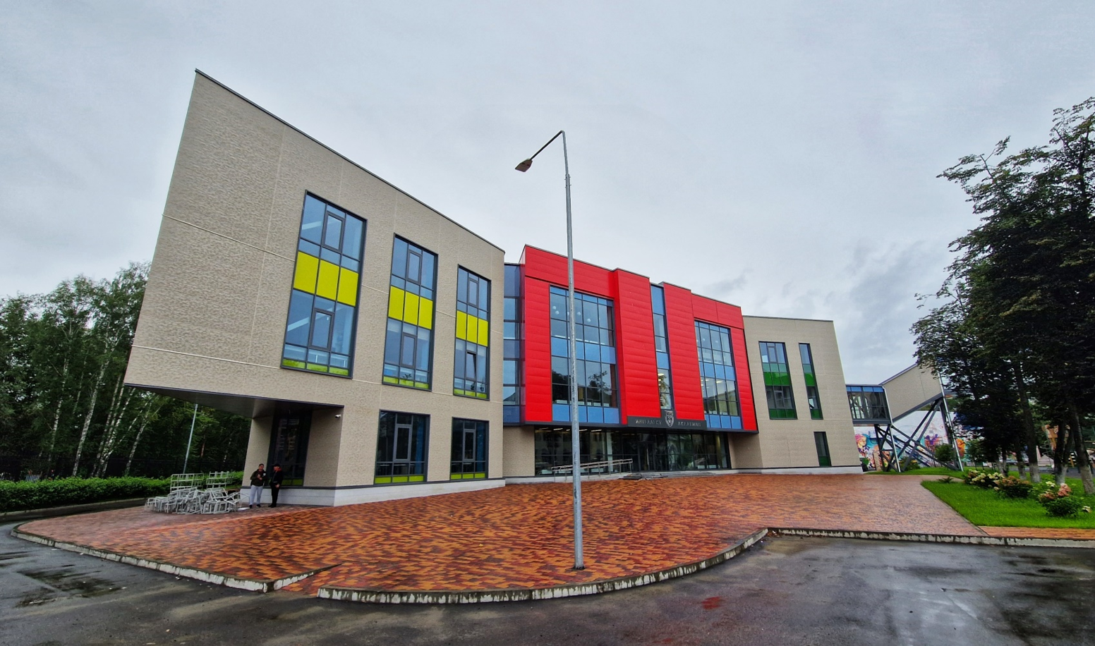 Снижение массы стального каркаса школы в сейсмическом районе