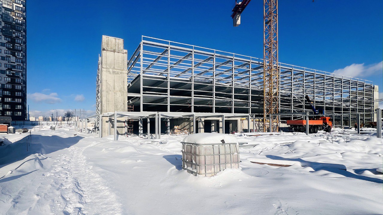 Всесезонность строительства паркинга со стальным каркасом