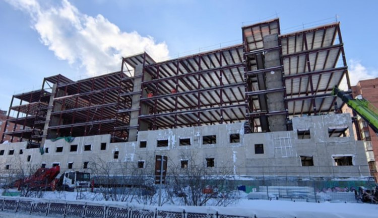 Возведение жилого здания на стальном каркасе в Норильске 